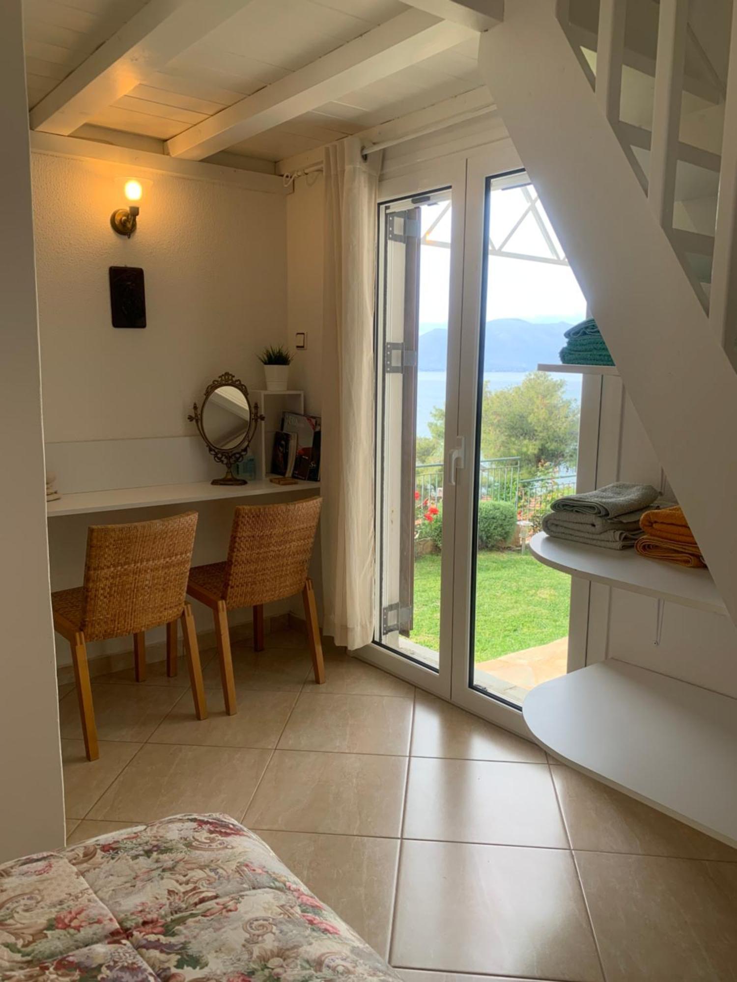 Amfiteatrico Sea View - Kalamos Attiki Lägenhet Markopoulon Oropou Exteriör bild